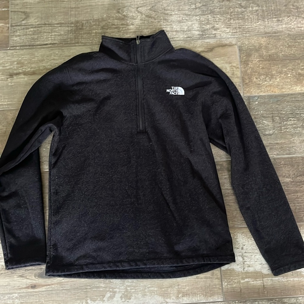 Black quarter zip